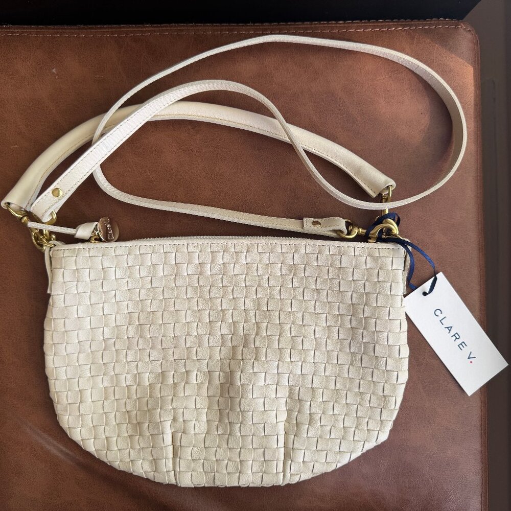NEW WITH TAG Clare V Petit Moyen in cream woven leather
